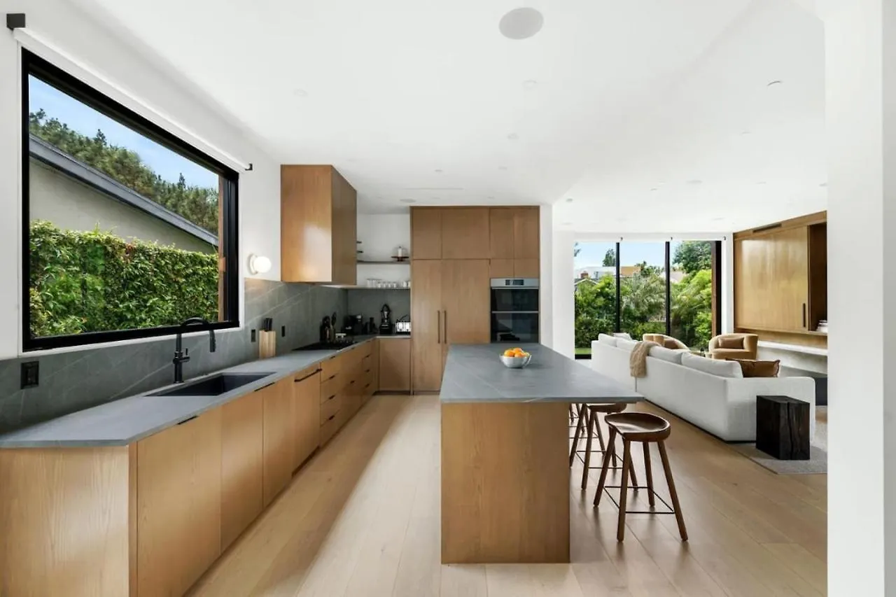 Sunny Rooftop Retreat In Venice Silver Triangle Los Angeles 0*,