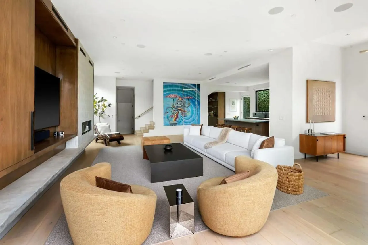 Holiday home Sunny Rooftop Retreat In Venice Silver Triangle Los Angeles