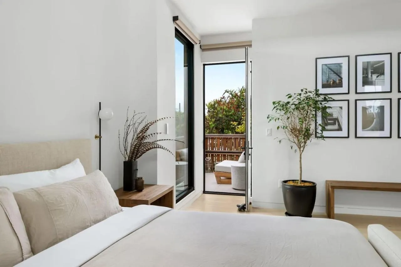 Sunny Rooftop Retreat In Venice Silver Triangle Los Angeles 0*,  United States