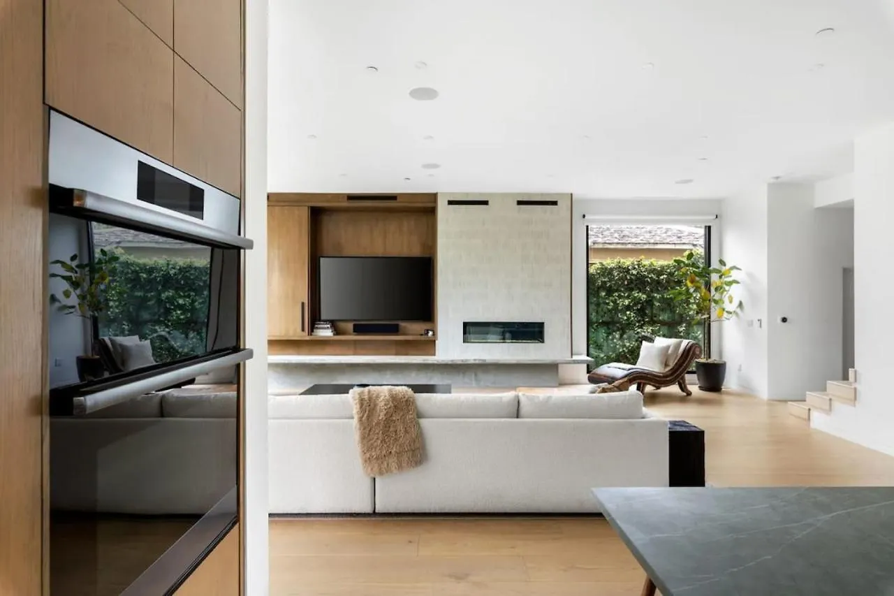 Sunny Rooftop Retreat In Venice Silver Triangle Los Angeles Holiday home