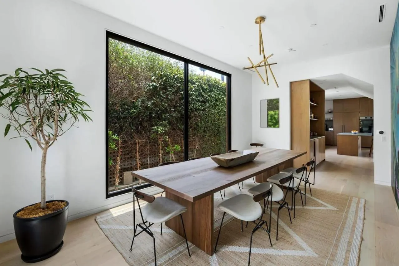 Holiday home Sunny Rooftop Retreat In Venice Silver Triangle Los Angeles